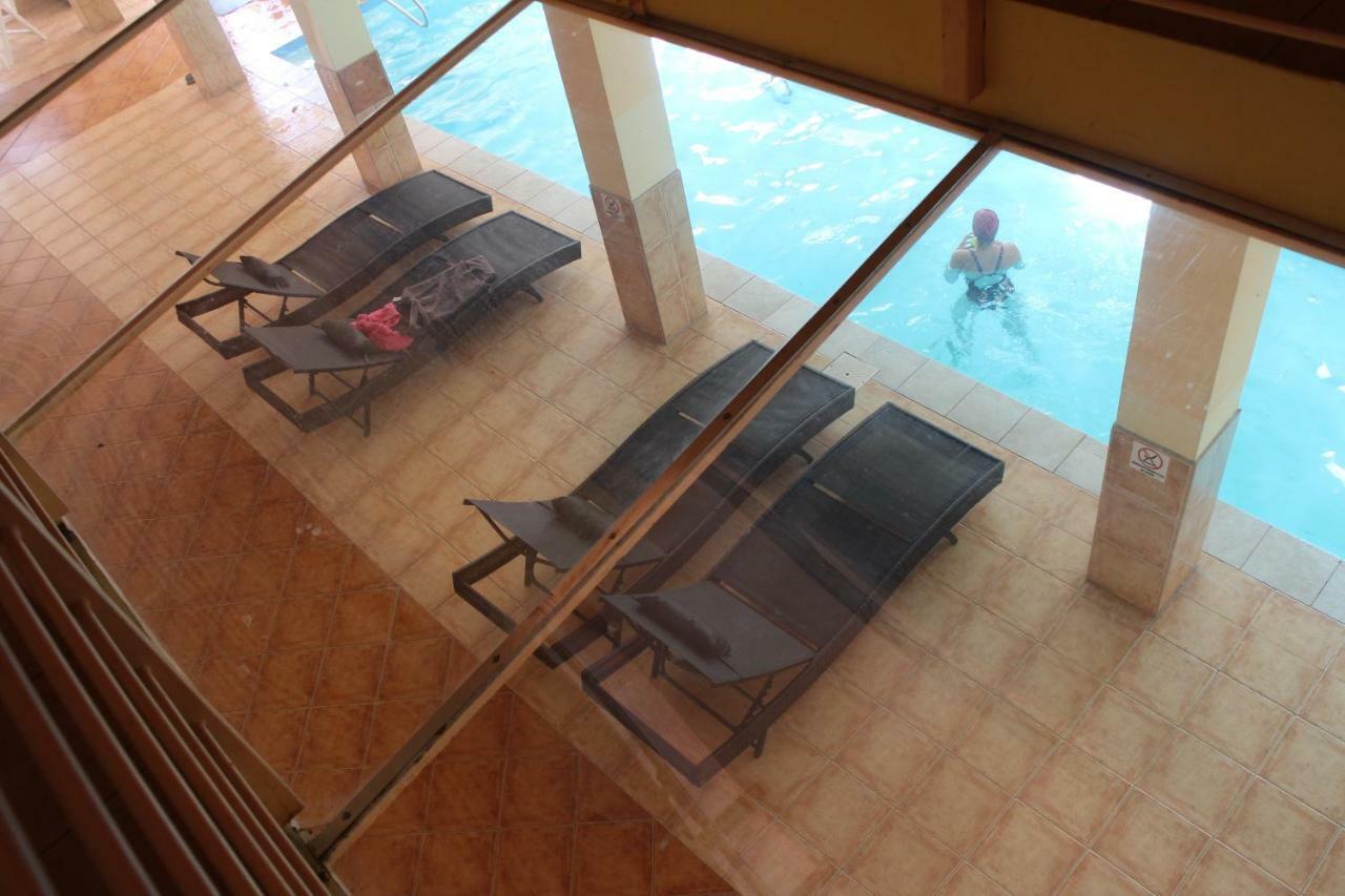 Mandarin Wellness Apartman Siofok Bagian luar foto
